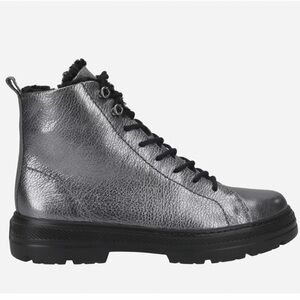 Paul Green Waldon / Novie warm boots with zipper. Brand new in box. US sizes